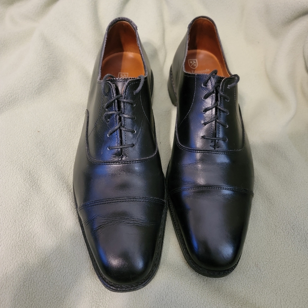 Mens Allen Edmonds dress shoe